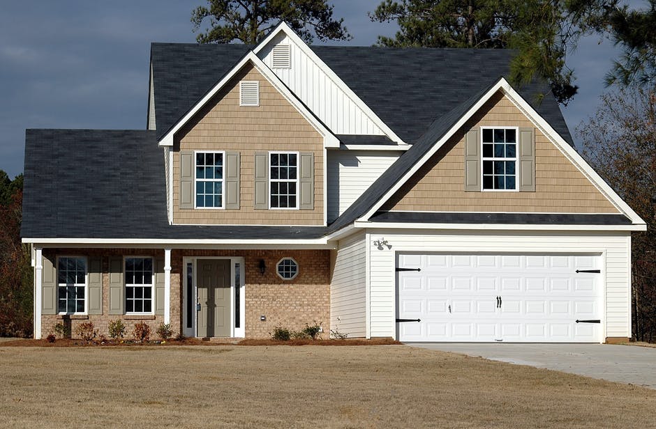 Starting A Renovation: 5 Roof Remodeling Tips