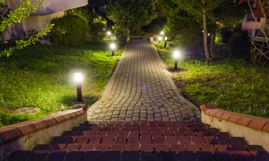 Top 3 Ideas To Design The Walkway Of Your House