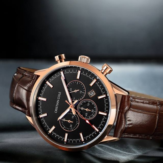 6 Reasons Why Luxury Watches Are Still Better Than Smartwatches