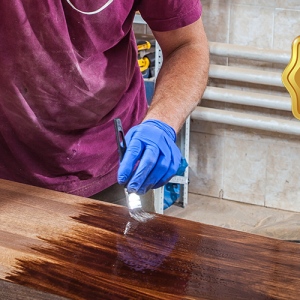 Costs and Benefits Of Availing Hardwood Floor Repair Service